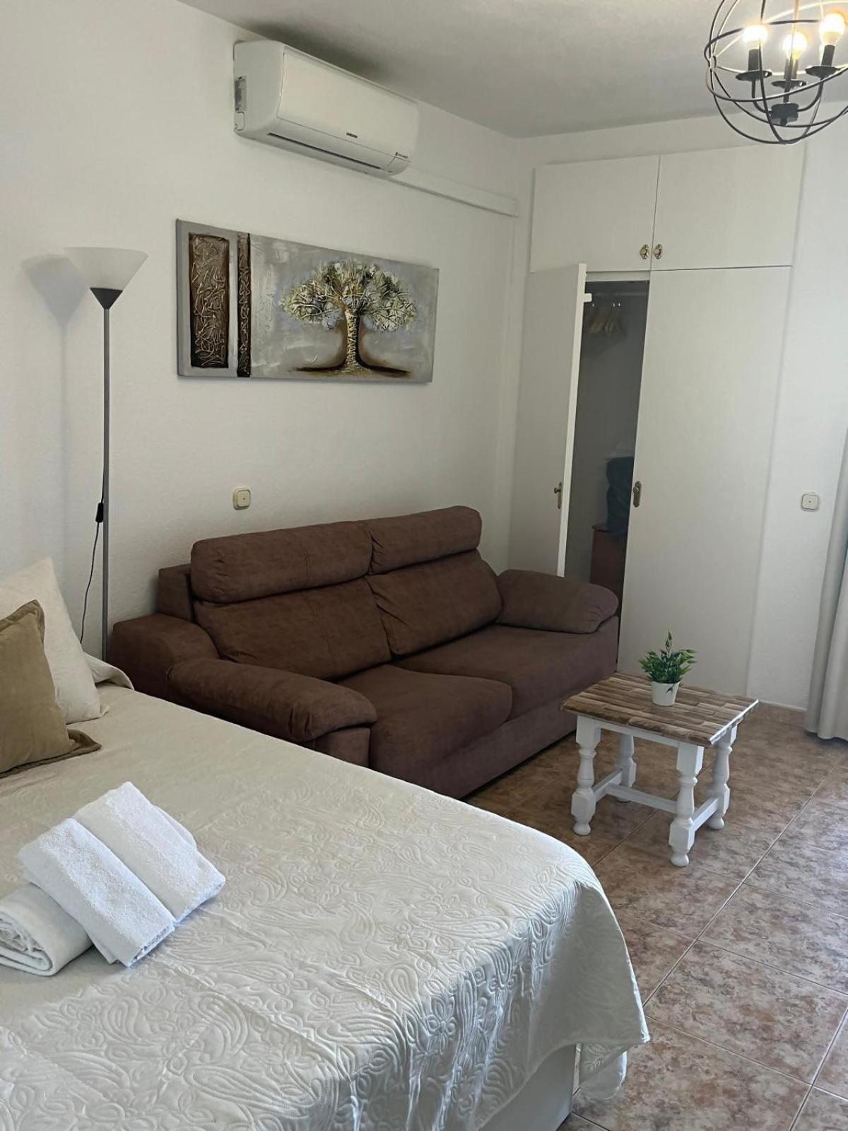 Antony Studio Benalmadena Benalmádena Exterior foto